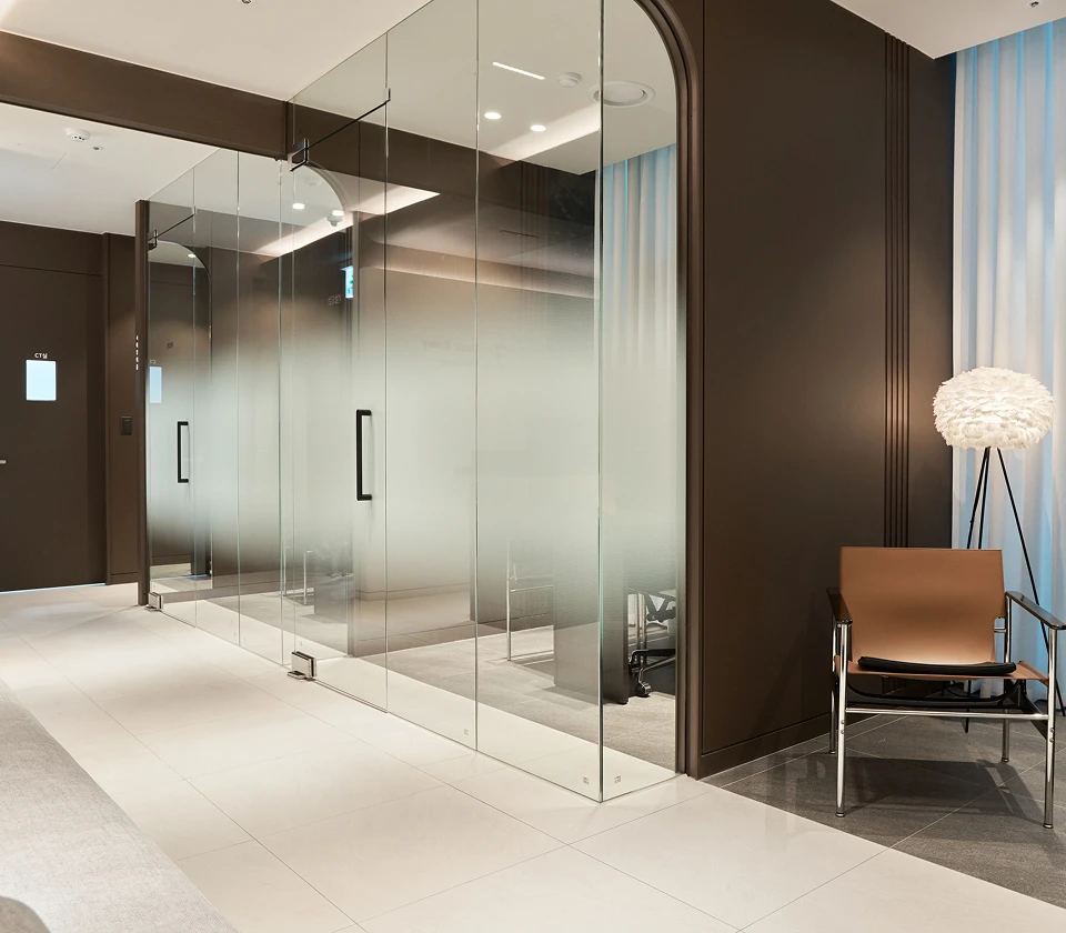 STAY 02 - CONSULTATION ROOM